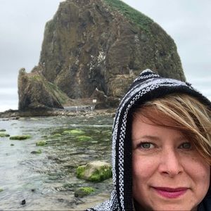 Meet your Posher, Marci